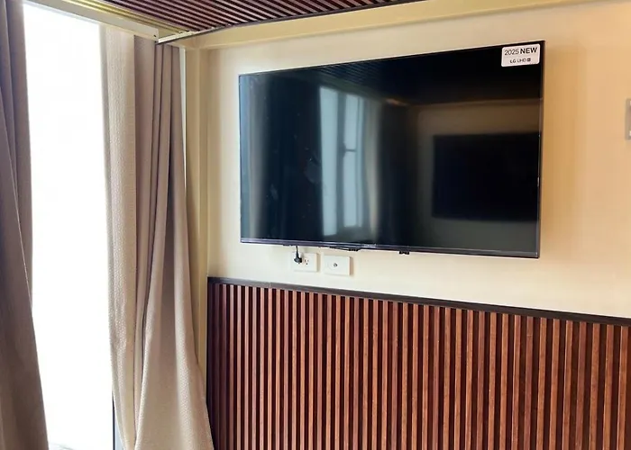 Aesthetic Crest Balcony Loft - Breeze Near Moa Apartamento *